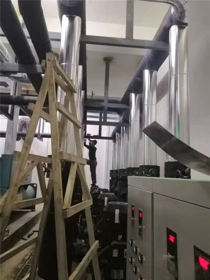 中央空調及熱水工程